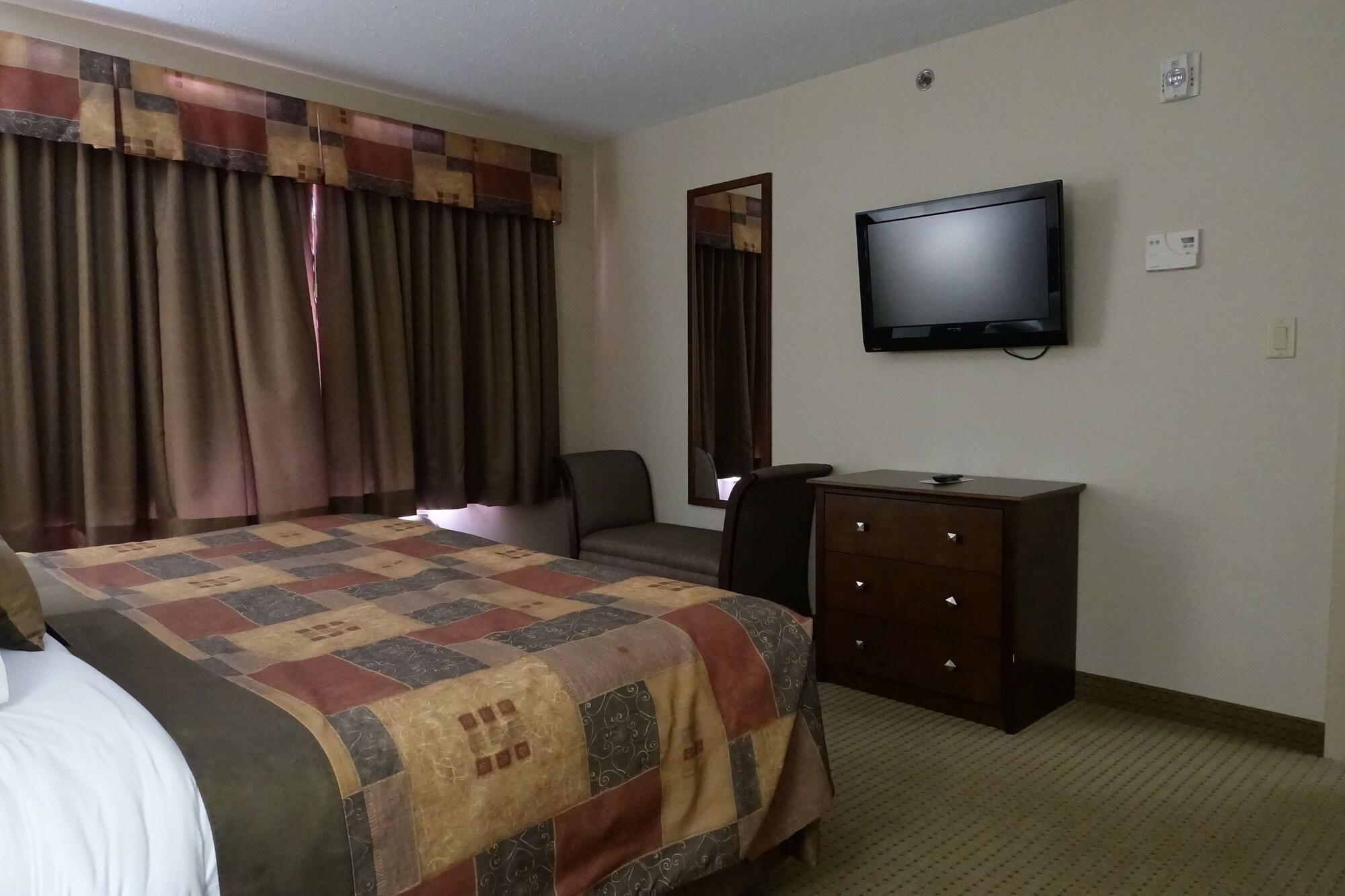 Hotel Ramada By Wyndham Weyburn Zewnętrze zdjęcie