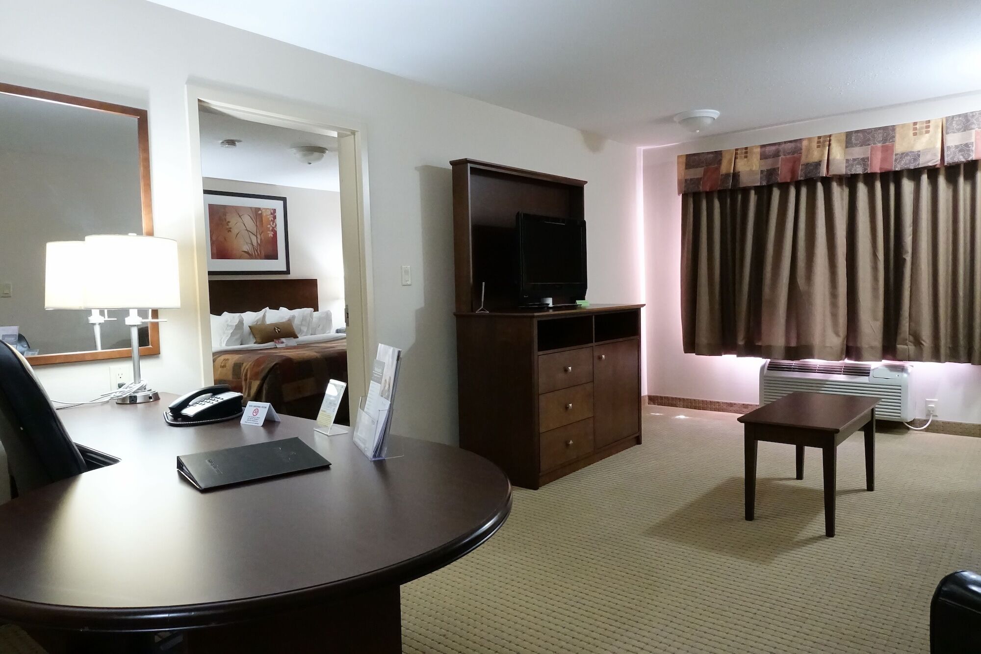 Hotel Ramada By Wyndham Weyburn Zewnętrze zdjęcie